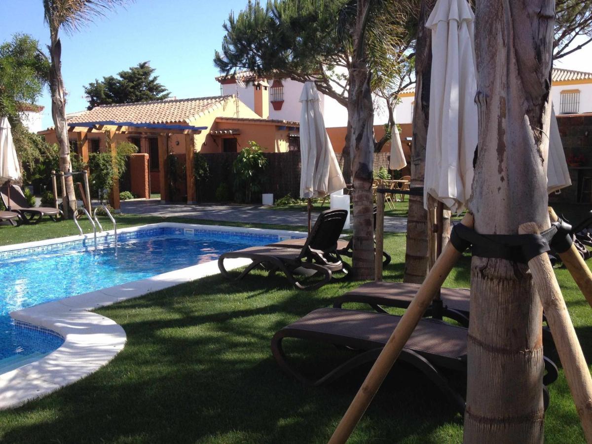 Estudio para pareja con jardincito privado barbacoa con piscina compartida Cádiz Exterior foto